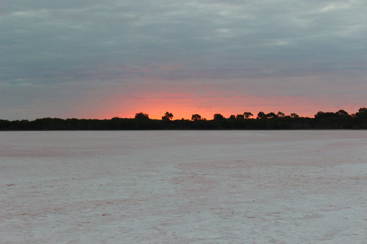 sunset-pink-lake