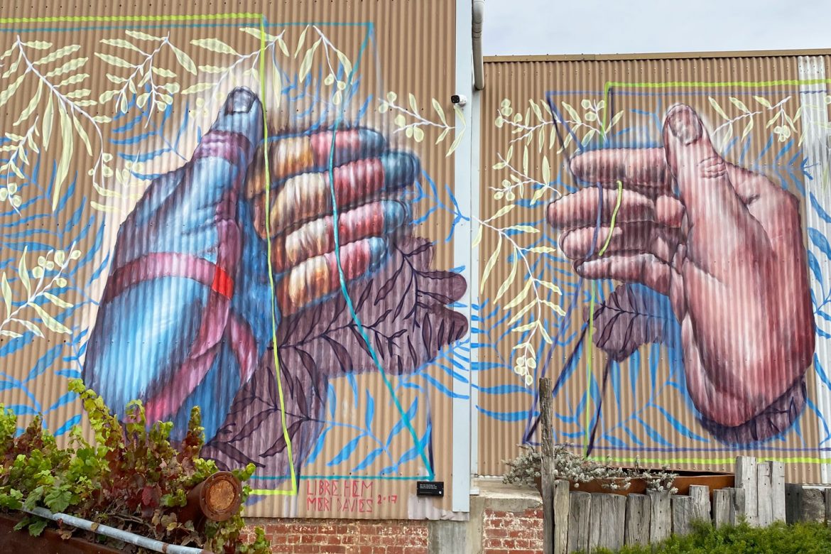 Castlemaine-street-art