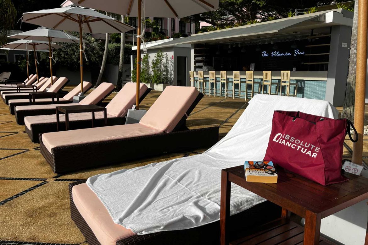 AS-pool-chair