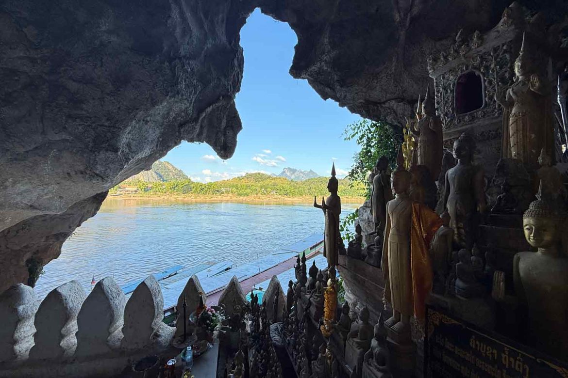 Laos-cave