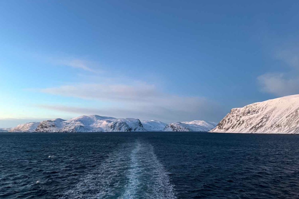 Sailing-to-the-North-Cape
