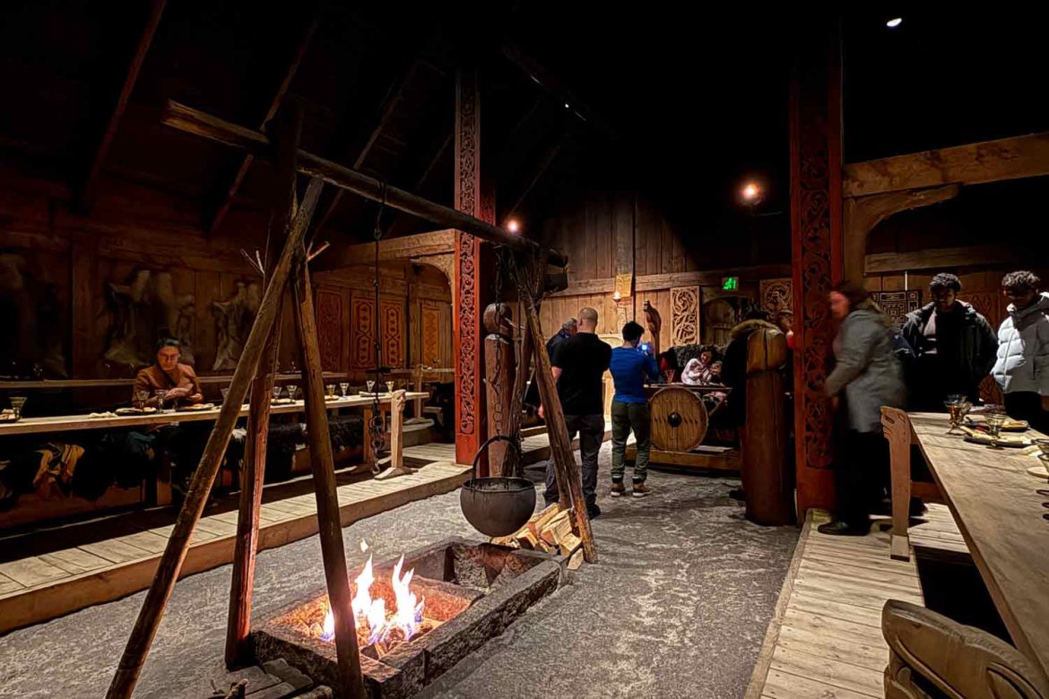 Viking-hall